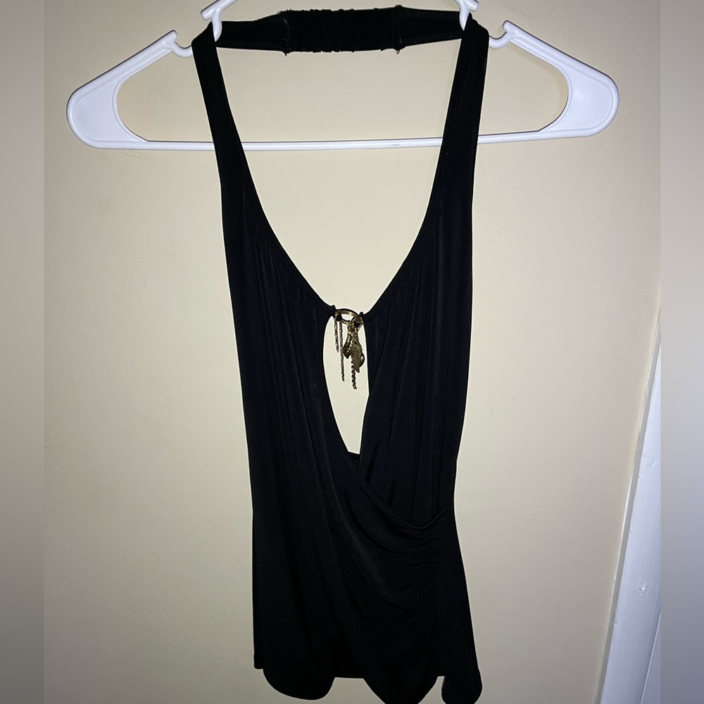 Black solid side ruched halter top